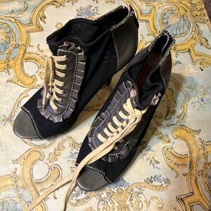 Betsey Johnson Zzoey Lace Up Heels - Size 10